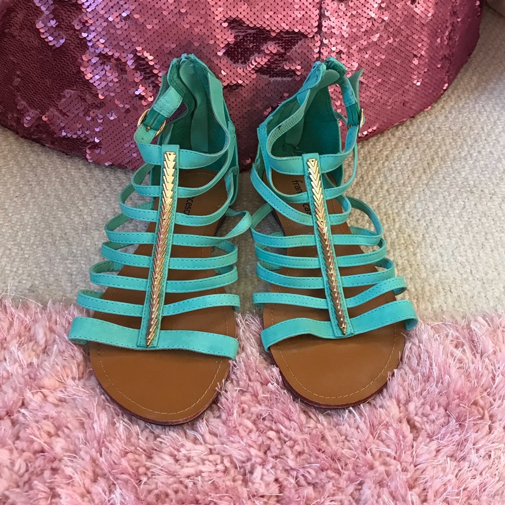 🌸OFFERS?🌸 Francescas Sandals